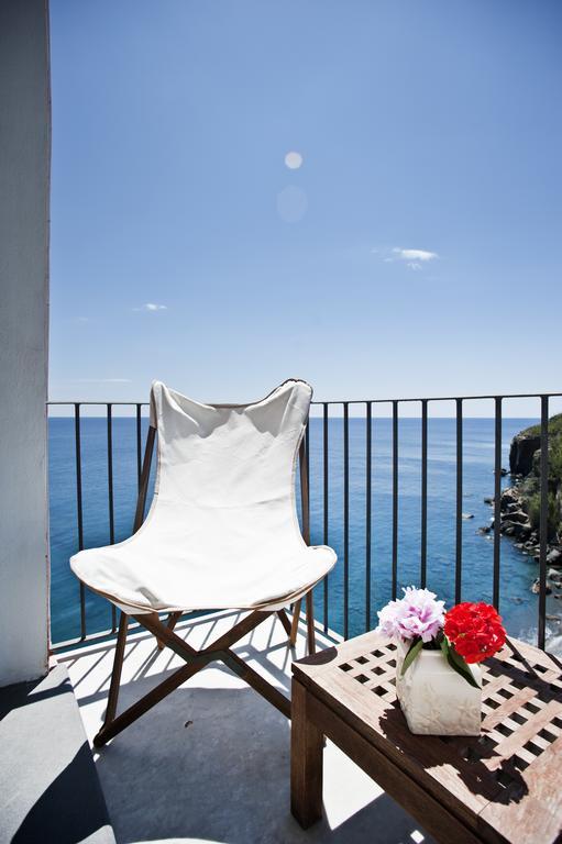 Hotel Villa Iulia Ventotene Exterior foto
